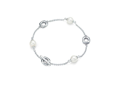 Silver Plated Womens Toggle Pearl Bracelet